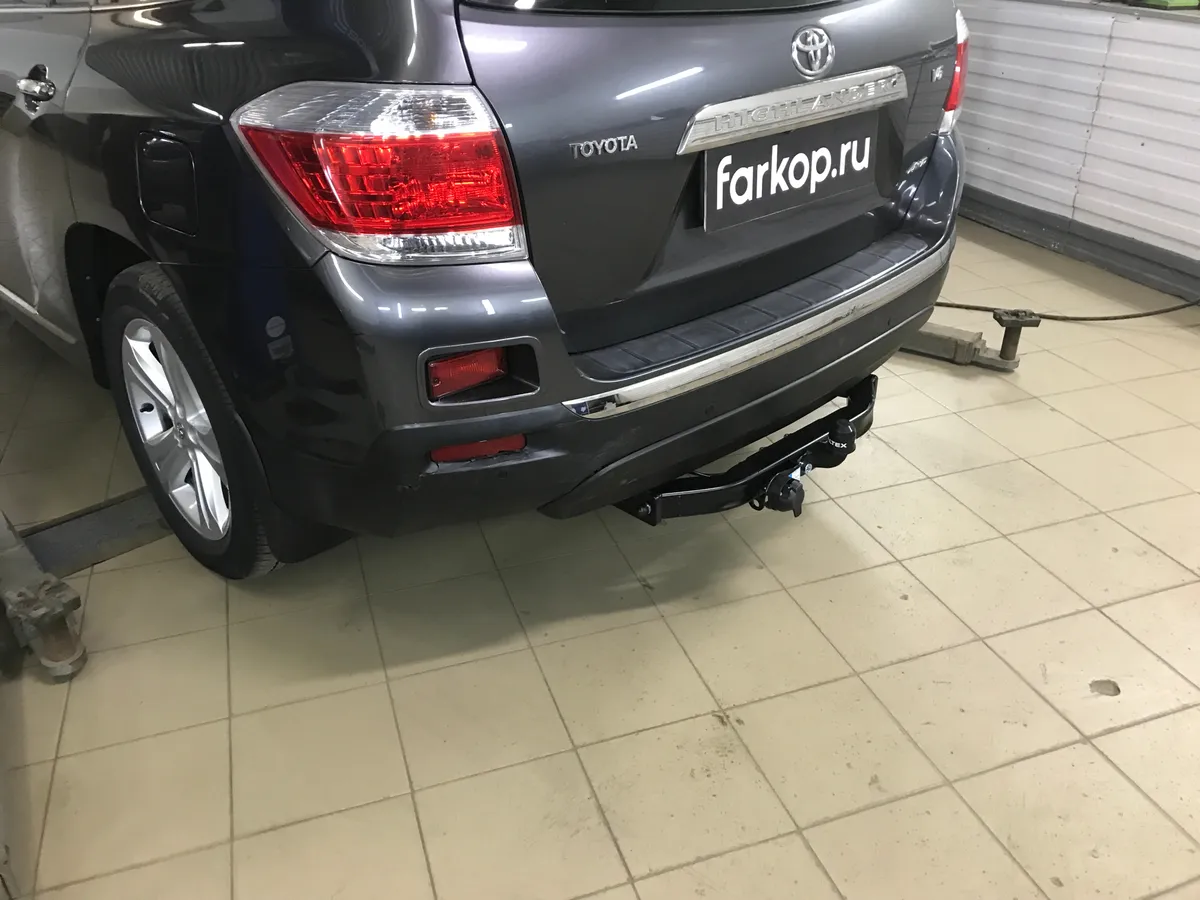 Фаркоп Baltex для Toyota Highlander 2010-2013 Арт. 24195821 24195821 в Екатеринбург