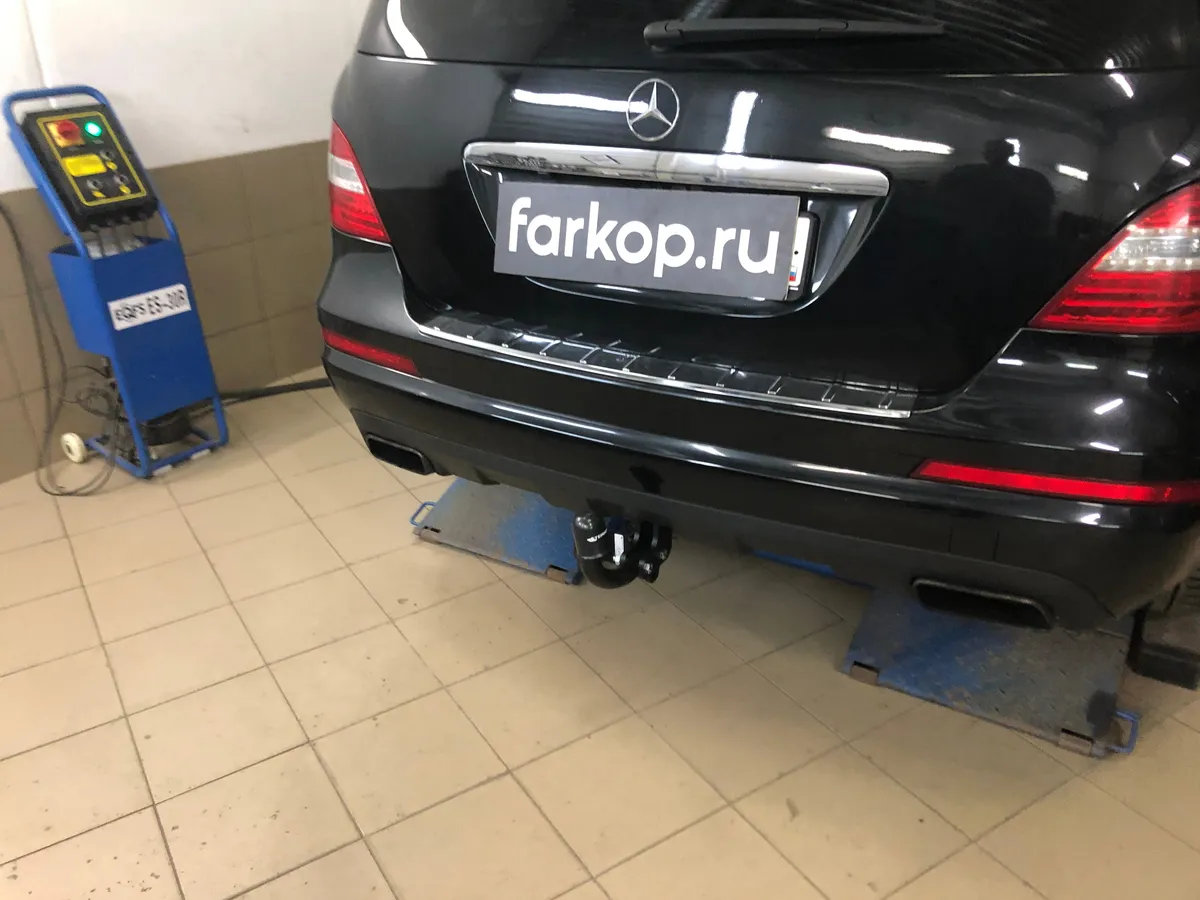 Фаркоп Steinhof для Mercedes R-class 2006-2017 Арт. M-146 M-146 в Екатеринбург Фаркоп Steinhof для Mercedes R-class 2006-2017 Арт. M-146 M-146 в Екатеринбург