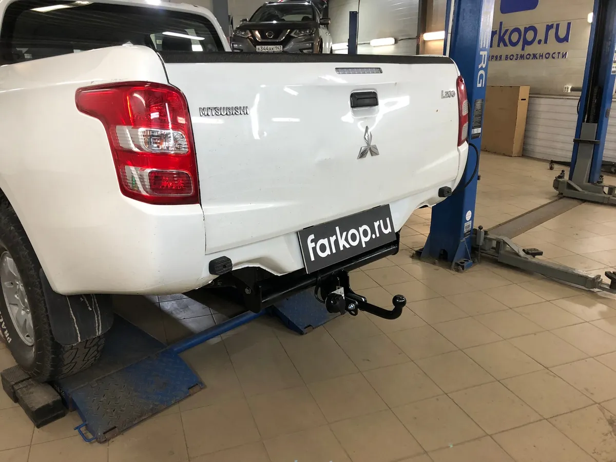 Фаркоп Лидер плюс для Mitsubishi L200 2015- Арт. M117-A M117-A в Екатеринбург