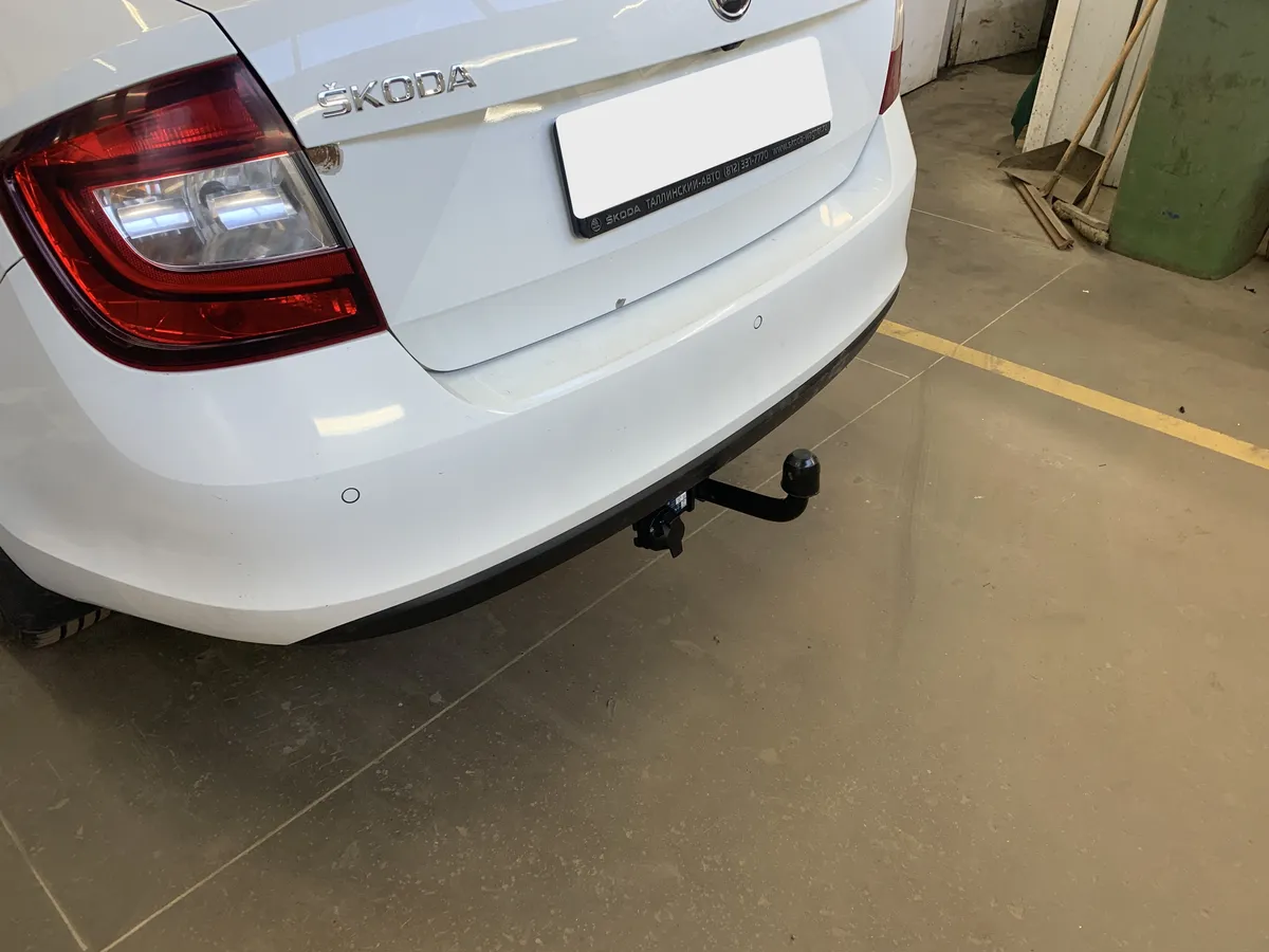 Фаркоп Berg для Skoda Rapid 2014-2020 F.5112.001 в Екатеринбург