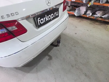 Фаркоп Steinhof для Mercedes E-class (седан) 2009-2016 Арт. M-118 M-118 в Екатеринбург