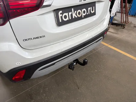Фаркоп Berg для Mitsubishi Outlander 2012-2022 Арт. F.4013.001 F.4013.001 в Екатеринбург