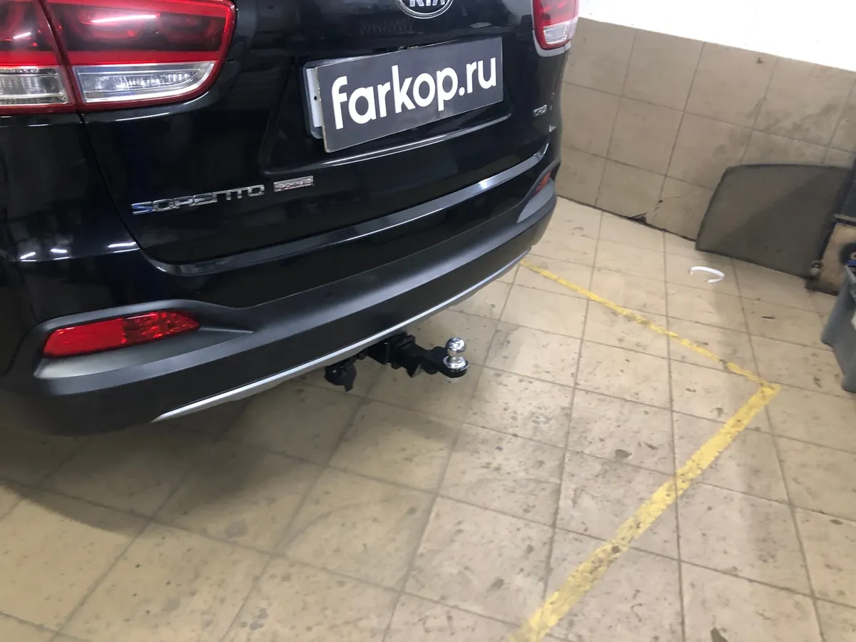 Фаркоп TowRus для Kia Sorento Prime 2015-2018 109170 в Екатеринбург Фаркоп TowRus для Kia Sorento Prime 2015-2018 109170 в Екатеринбург