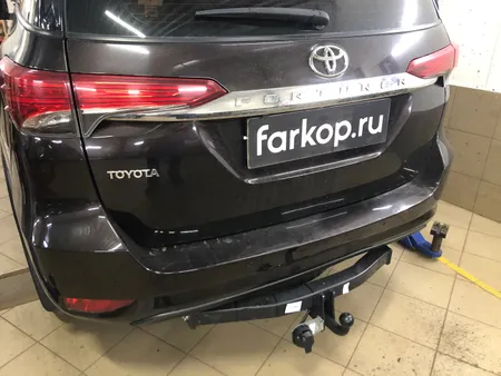Фаркоп Трейлер для Toyota Fortuner 2017- Арт. 7870 7870 в Екатеринбург