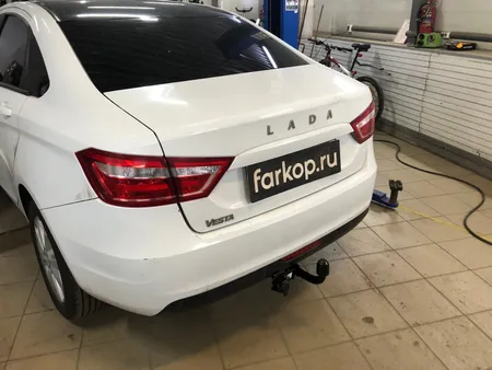 Фаркоп Berg для Lada Vesta (вкл. Cross) 2015-2022 Арт. F.6012.003 F.6012.003 в Екатеринбург
