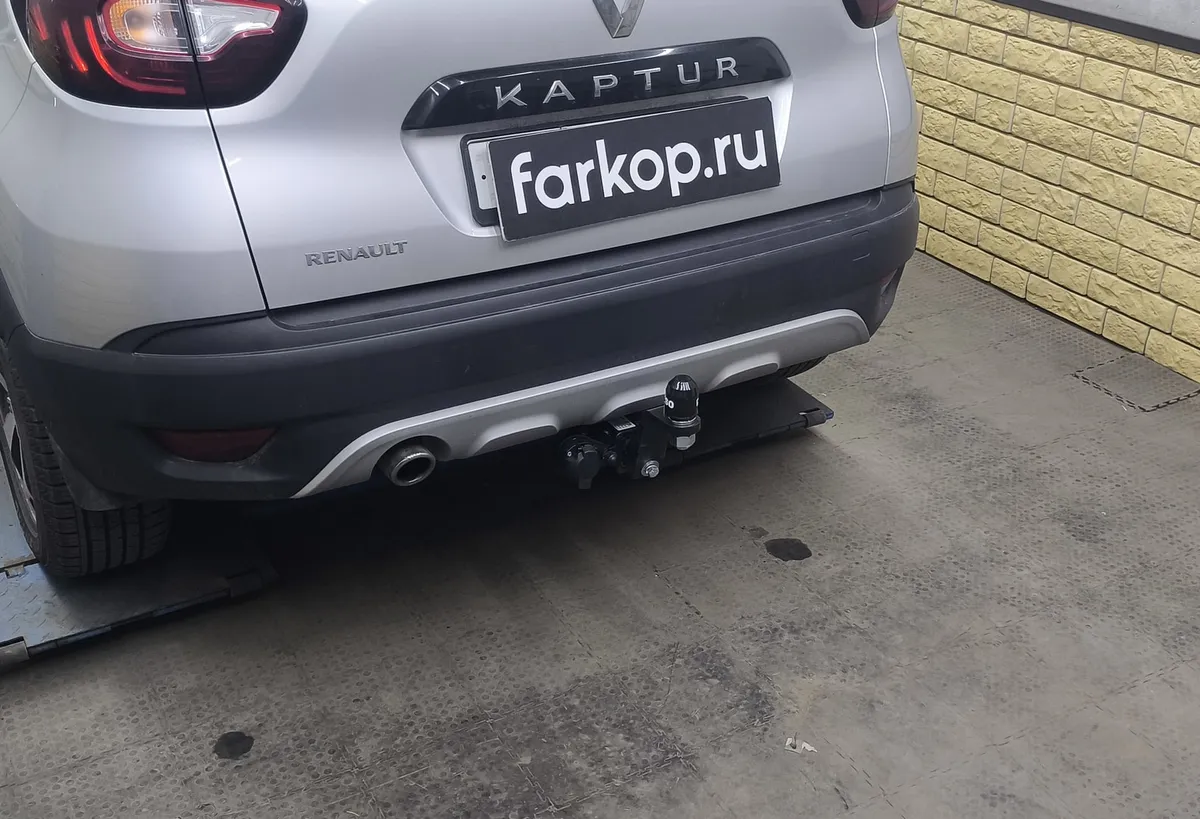 Фаркоп Oris для Renault Kaptur 2016-2022 4374-E в Екатеринбург Фаркоп Oris для Renault Kaptur 2016-2022 4374-E в Екатеринбург