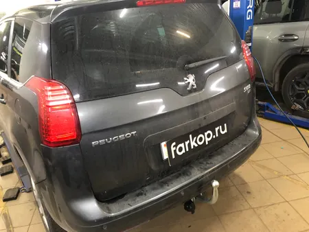 Фаркоп Galia для Peugeot 5008 2010-2016 C051A в Екатеринбург