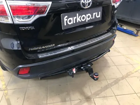 Фаркоп Sheriff для Toyota Highlander 2014-2020 Арт. 2790.31 2790.31 в Екатеринбург