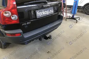 Установили фаркоп TowRus для Volvo XC90 2005 г.в.